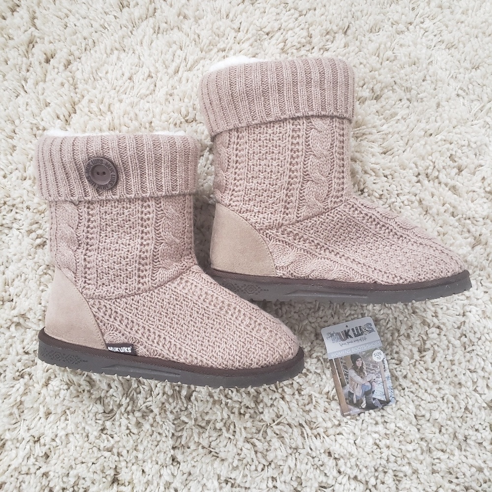 Nwt muk luks boots